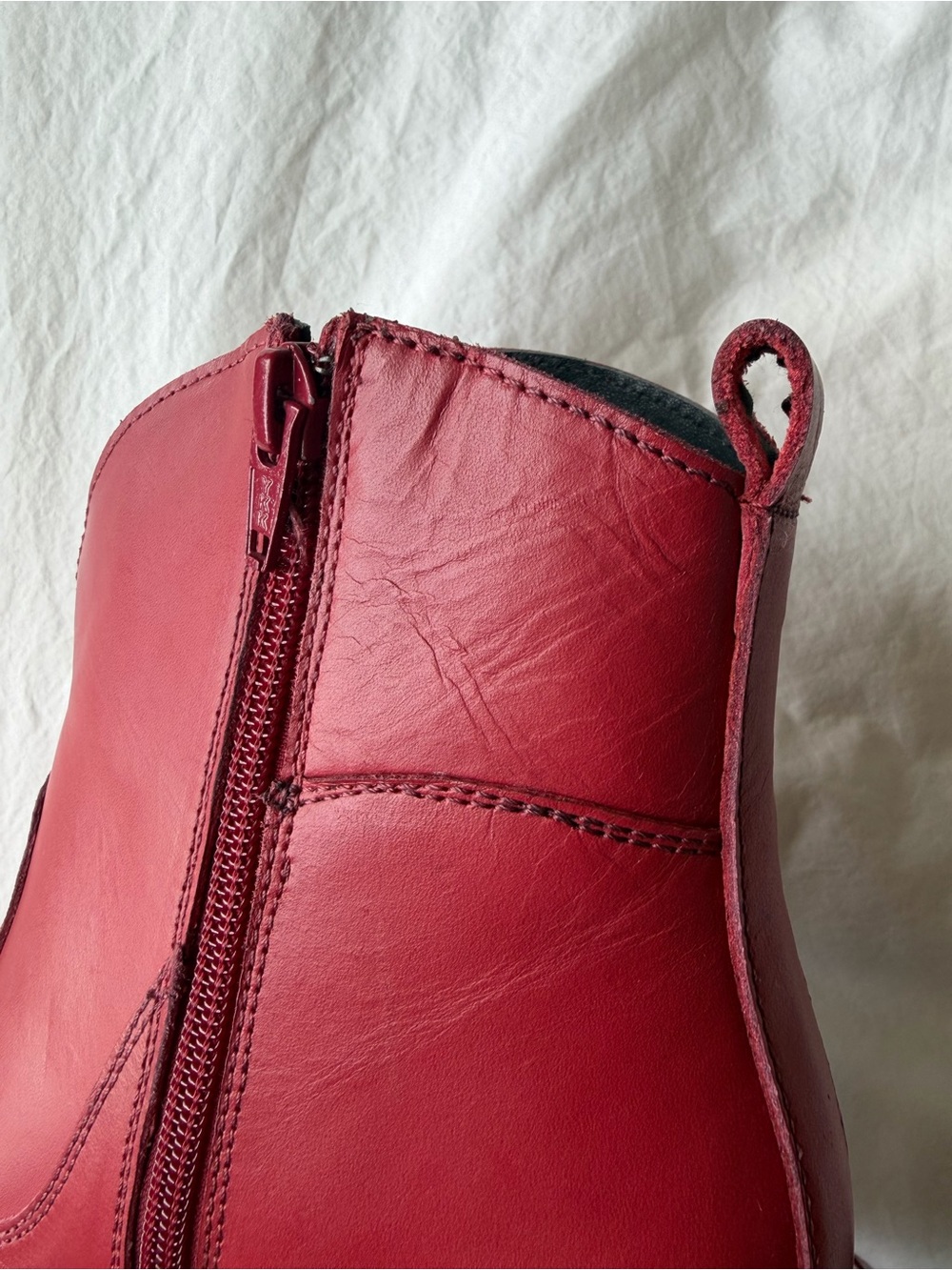 Nasty Gal Red Pointed Toe Ankle Boots with Block Heel - Picture 4 of 14